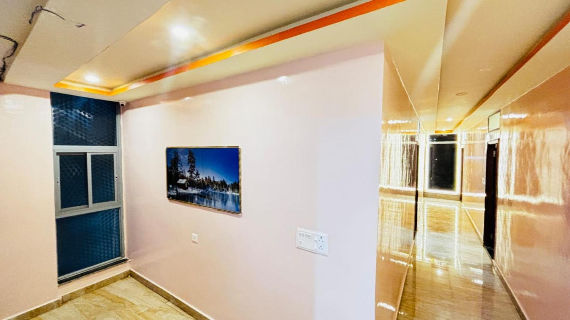 Hotel New Royal Ruby - Electronic City Phase 1 Kammasandra Bagian luar foto