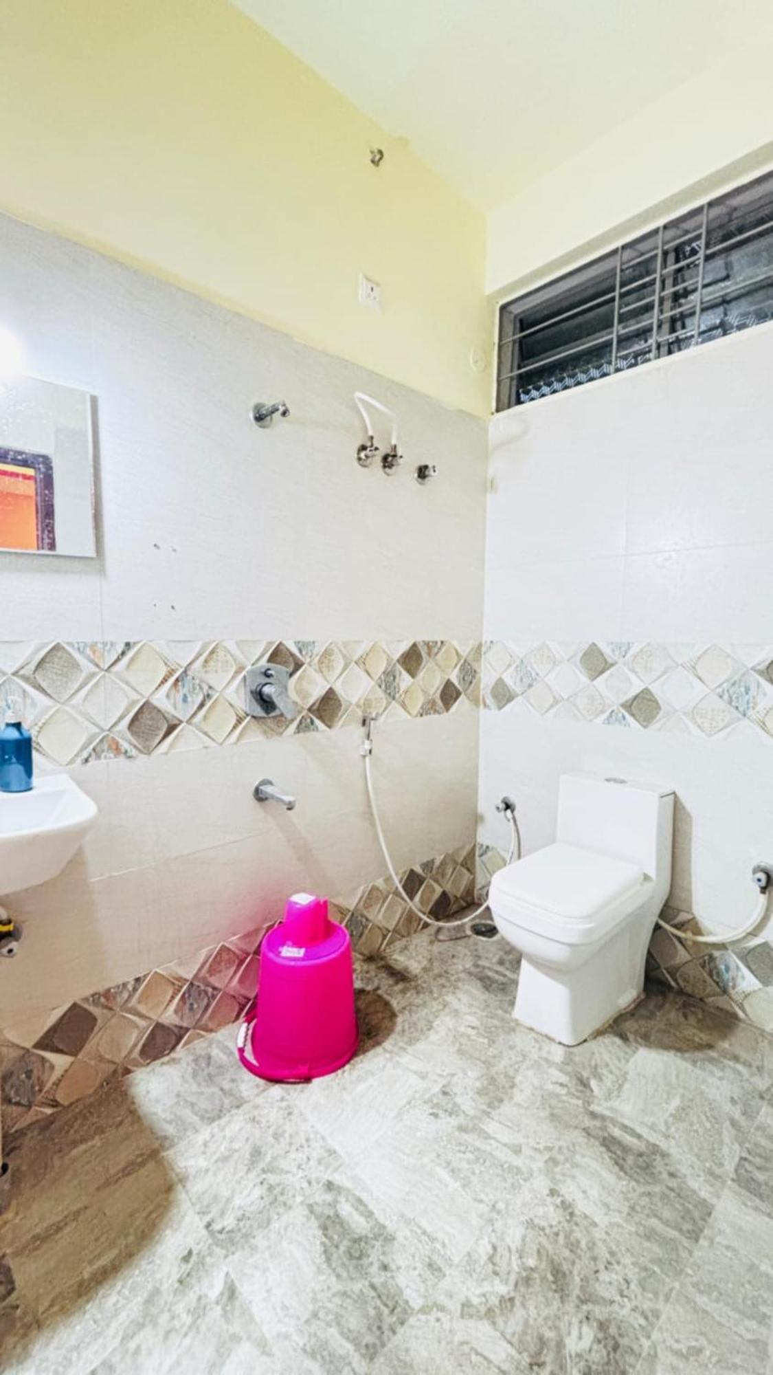 Hotel New Royal Ruby - Electronic City Phase 1 Kammasandra Bagian luar foto