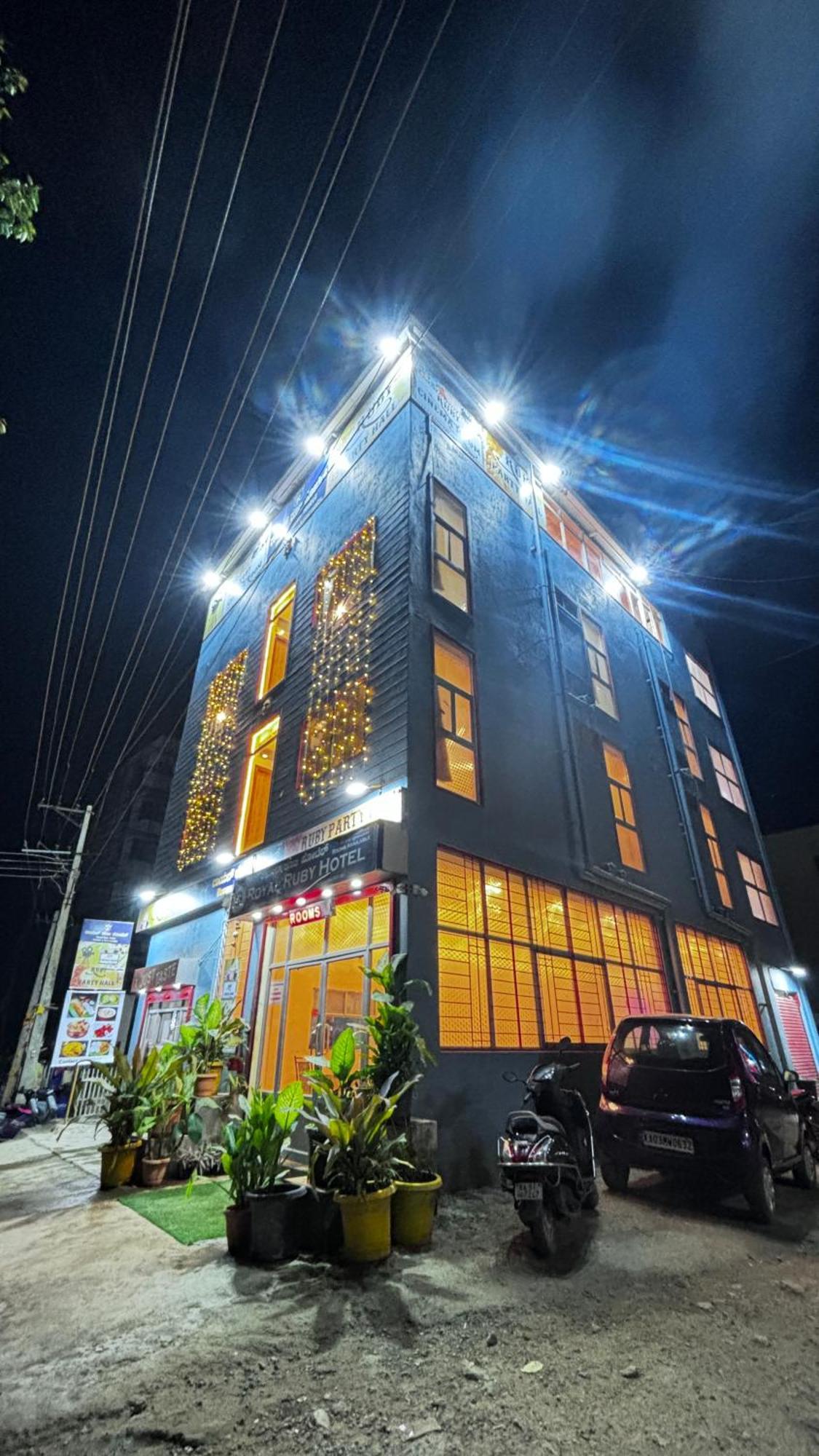 Hotel New Royal Ruby - Electronic City Phase 1 Kammasandra Bagian luar foto